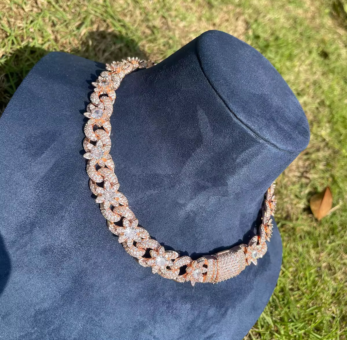 La Floriada (Necklace)