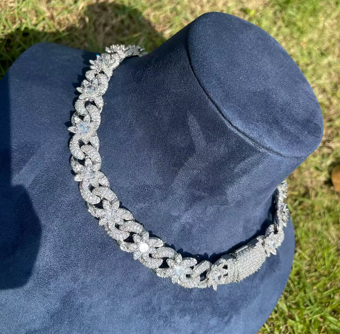 La Floriada (Necklace)